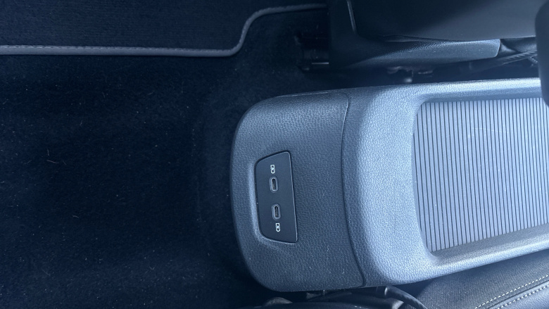 Volkswagen ID.3 150kW Family Pro Performance 58kWh 5dr Auto Electric Hatchback